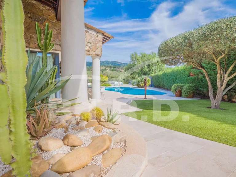 Villa Sainte-Maxime - 4 bedrooms - 180m²