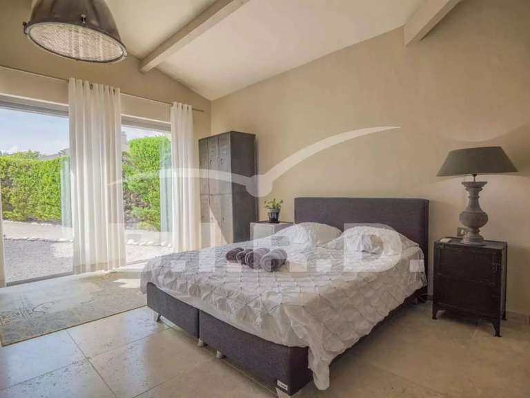 Villa Sainte-Maxime - 4 bedrooms - 180m²