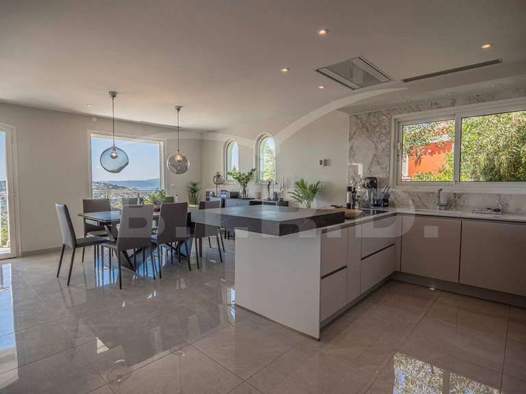 Villa Sainte-Maxime - 4 chambres - 178m²