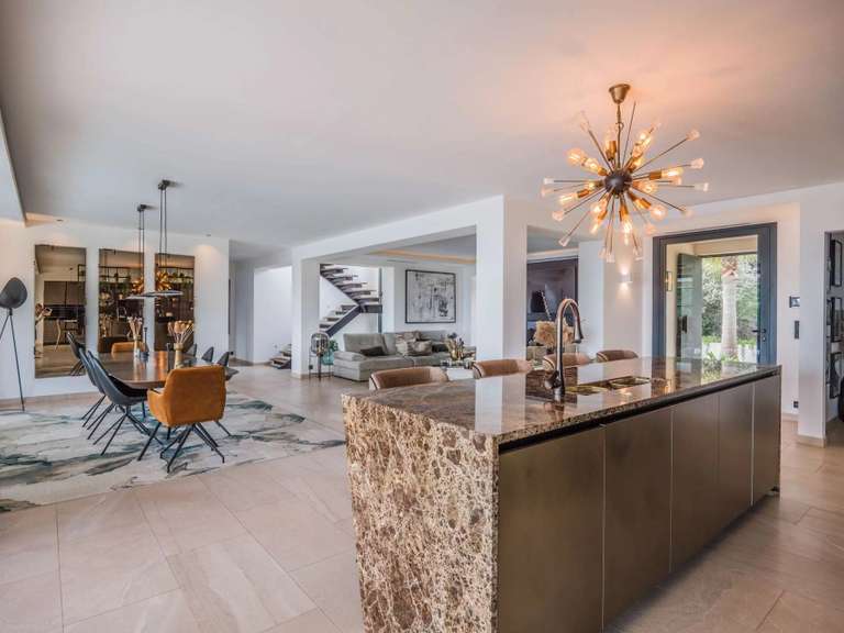 Villa Sainte-Maxime - 4 chambres - 331m²