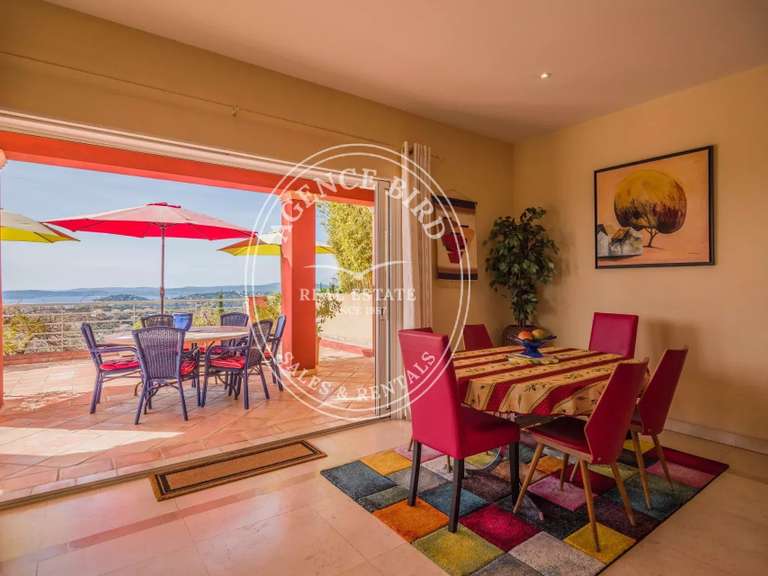Villa Sainte-Maxime - 5 chambres - 2900m²
