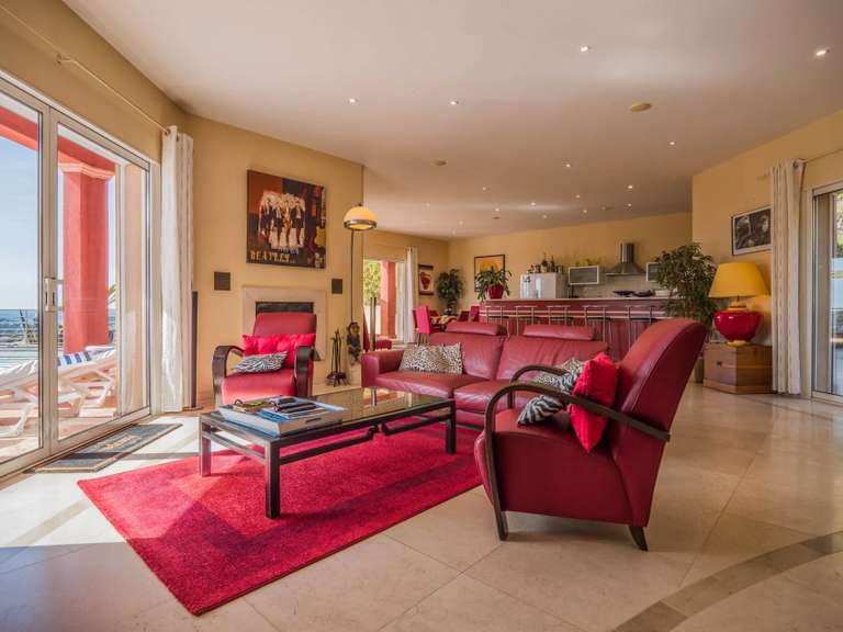 Villa Sainte-Maxime - 5 bedrooms - 2900m²