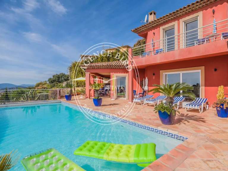 Villa Sainte-Maxime - 5 chambres - 2900m²