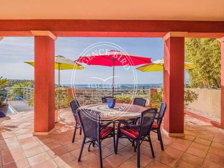 Villa Sainte-Maxime - 5 chambres - 2900m²