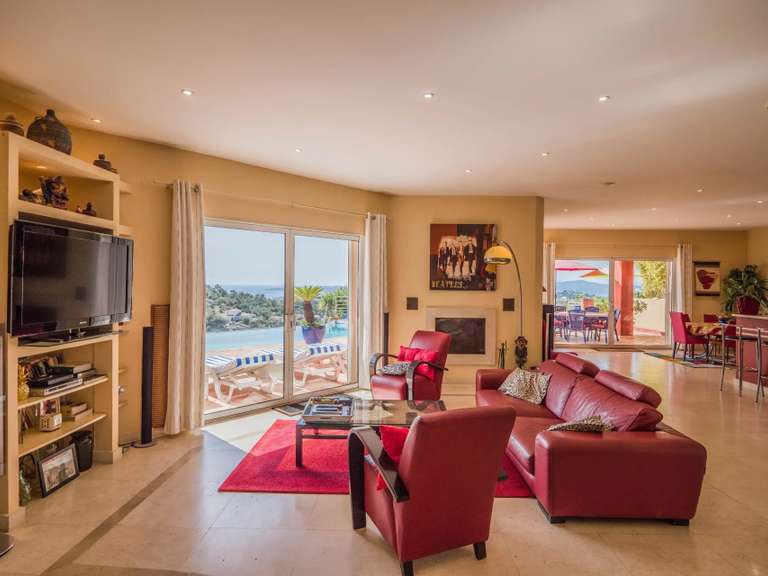 Villa Sainte-Maxime - 5 bedrooms - 2900m²