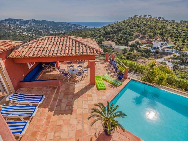 Villa Sainte-Maxime - 5 bedrooms - 2900m²