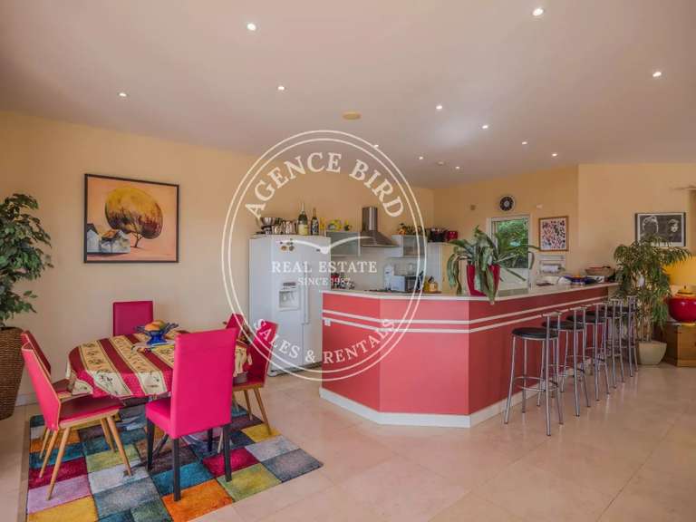 Villa Sainte-Maxime - 5 chambres - 2900m²