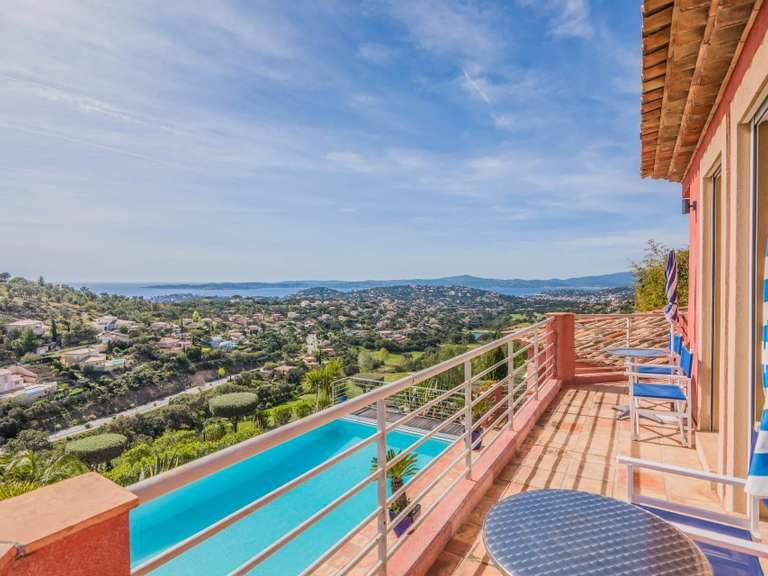 Villa Sainte-Maxime - 5 bedrooms - 2900m²