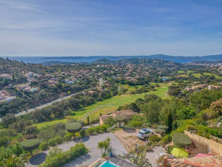 Villa Sainte-Maxime - 5 bedrooms - 2900m²
