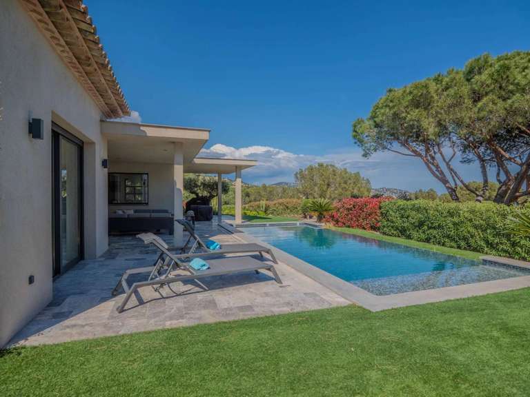 Villa Sainte-Maxime - 5 chambres - 290m²