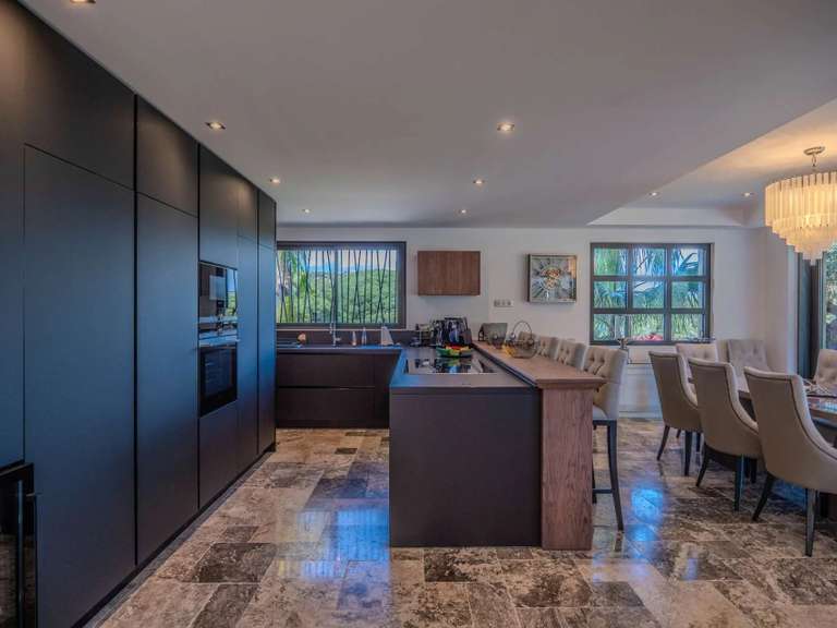 Villa Sainte-Maxime - 5 chambres - 290m²