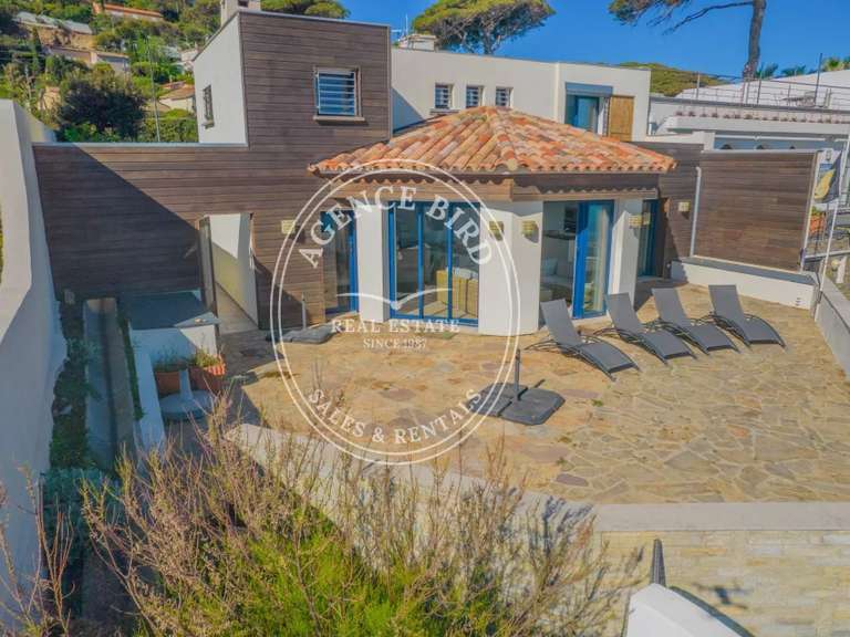 Villa Sainte-Maxime - 5 chambres - 177m²