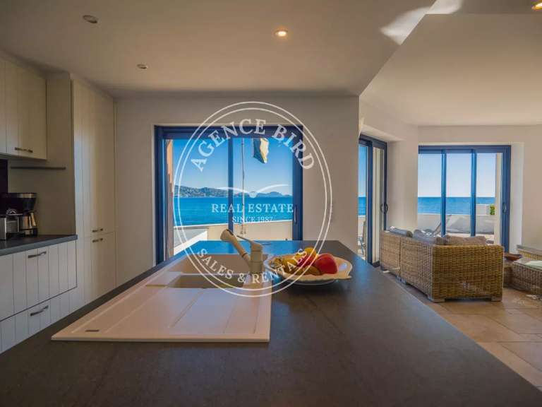 Villa Sainte-Maxime - 5 chambres - 177m²