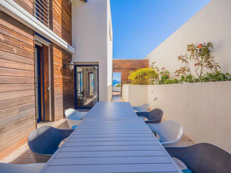 Villa Sainte-Maxime - 5 bedrooms - 177m²