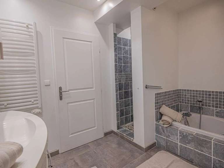 Villa Sainte-Maxime - 6 chambres - 290m²