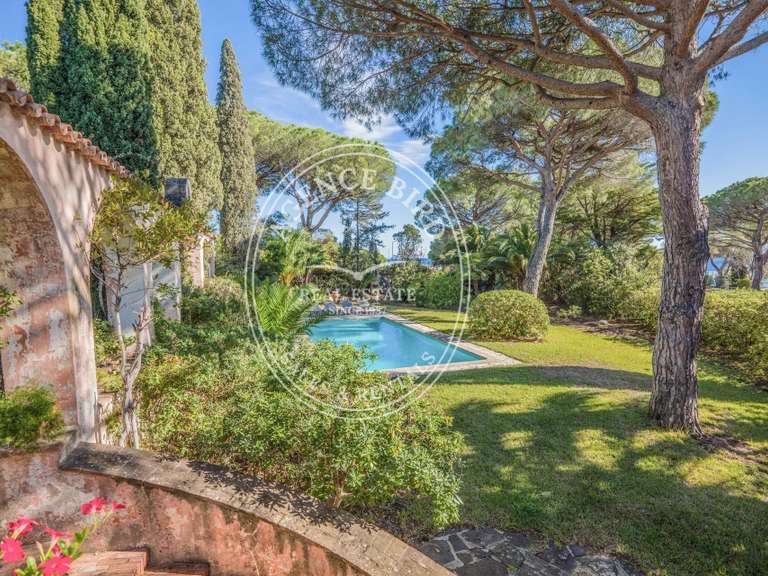 Villa Sainte-Maxime - 7 chambres - 400m²