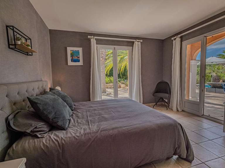 Villa Sainte-Maxime - 4 chambres - 200m²