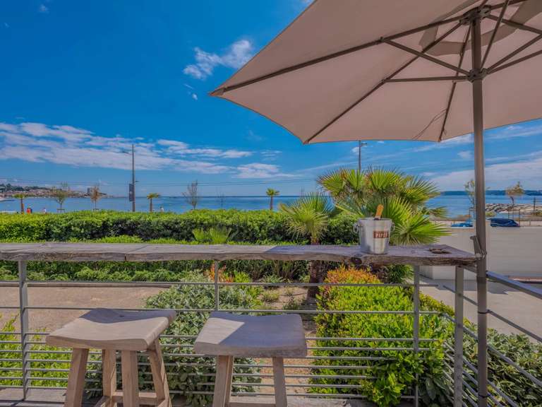 Villa with Sea view Sainte-Maxime - 4 bedrooms - 260m²