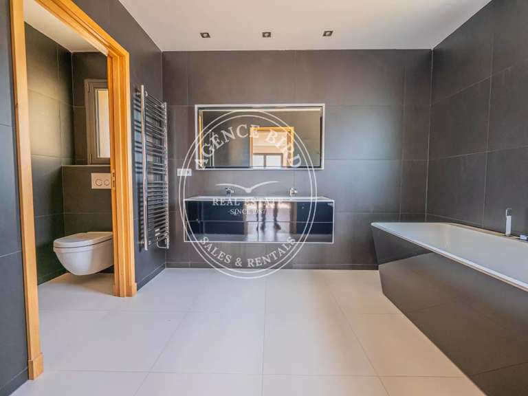 Villa with Sea view Sainte-Maxime - 5 bedrooms - 250m²