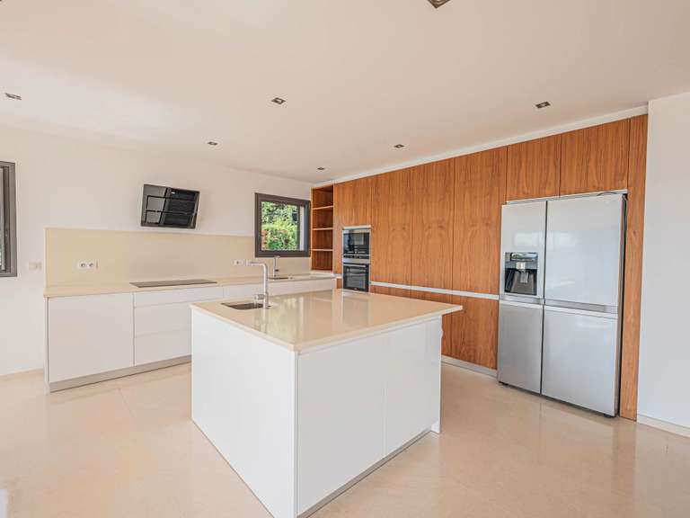 Villa with Sea view Sainte-Maxime - 5 bedrooms - 250m²