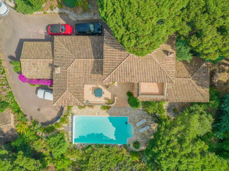 Villa with Sea view Sainte-Maxime - 4 bedrooms - 170m²