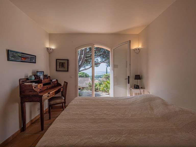 Villa with Sea view Sainte-Maxime - 4 bedrooms - 170m²