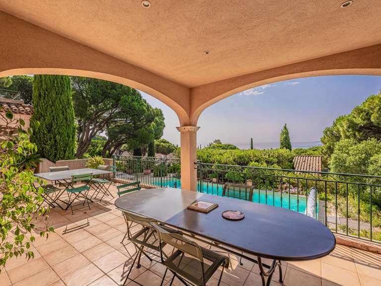 Villa with Sea view Sainte-Maxime - 4 bedrooms - 170m²