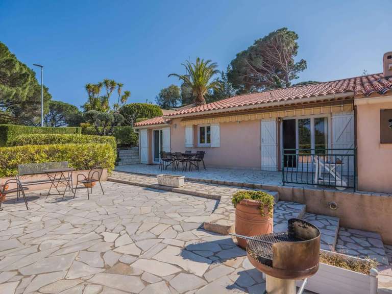 Villa Sainte-Maxime - 3 bedrooms - 102m²