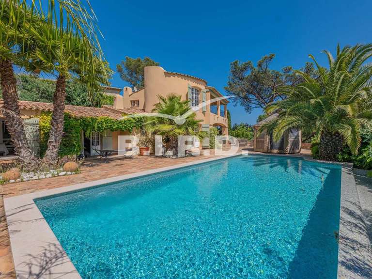Villa avec Vue sur mer Sainte-Maxime - 5 chambres - 180m²
