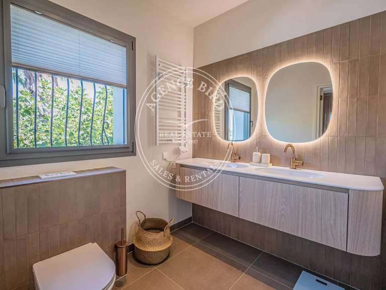 Villa Sainte-Maxime - 4 chambres - 221m²