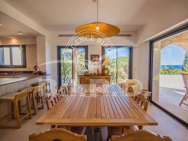 Villa avec Vue sur mer Sainte-Maxime - 5 chambres - 200m²