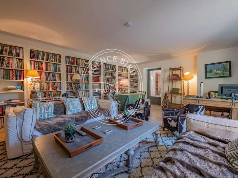 Villa with Sea view Sainte-Maxime - 7 bedrooms - 260m²