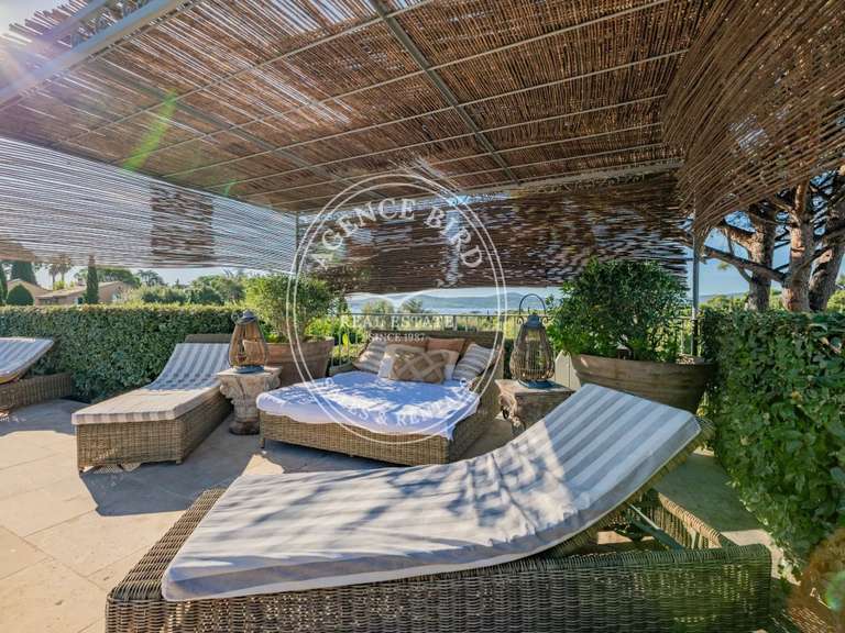 Villa with Sea view Sainte-Maxime - 7 bedrooms - 260m²