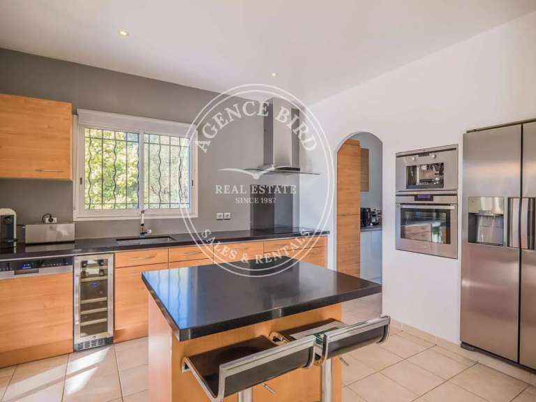 Villa Sainte-Maxime - 3 chambres - 238m²