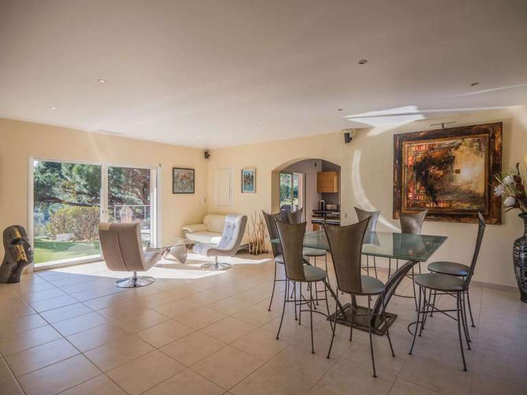 Villa Sainte-Maxime - 3 chambres - 238m²
