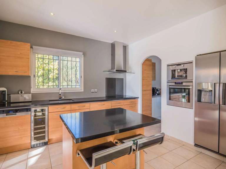 Villa Sainte-Maxime - 3 chambres - 238m²