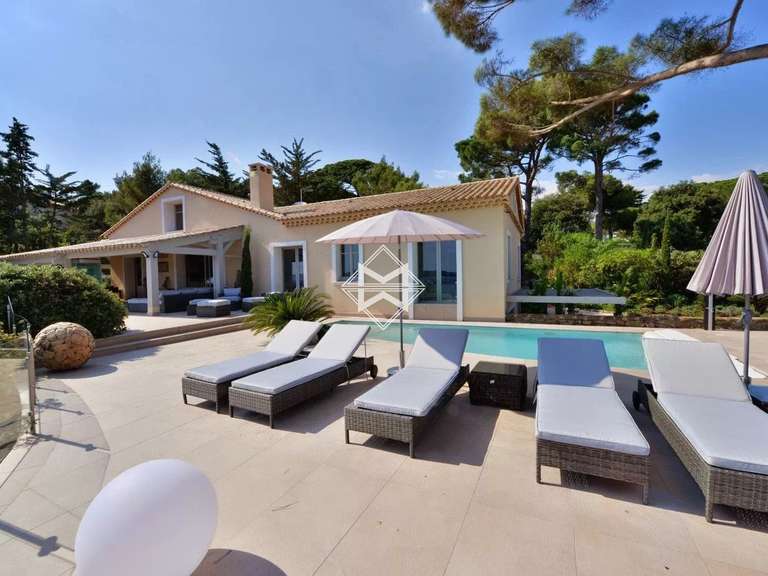 Villa Sainte-Maxime - 15 chambres - 1000m²