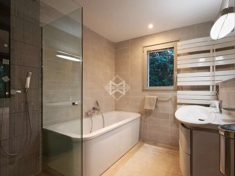 Villa Sainte-Maxime - 15 chambres - 1000m²