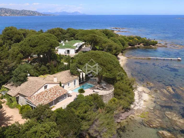 Villa Sainte-Maxime - 15 chambres - 1000m²