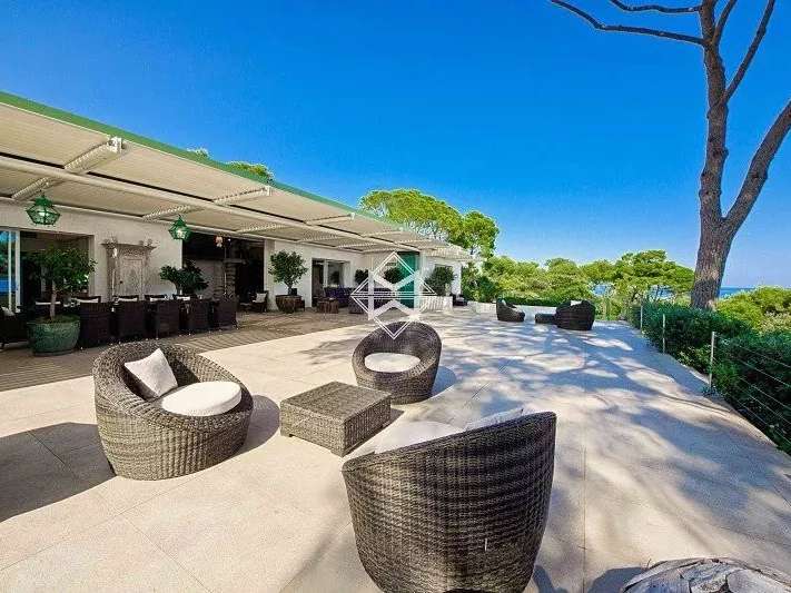 Villa Sainte-Maxime - 15 chambres - 1000m²