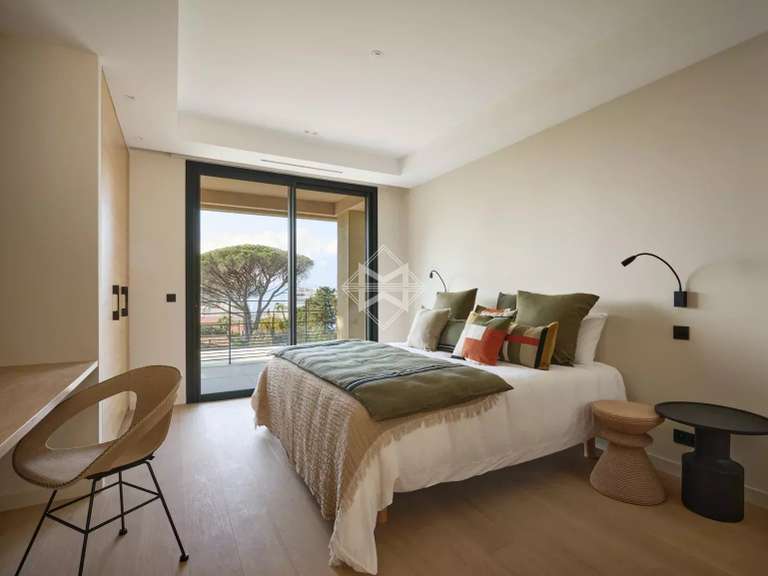 Villa with Sea view Sainte-Maxime - 5 bedrooms - 569m²