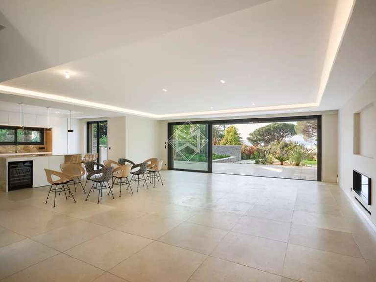 Villa with Sea view Sainte-Maxime - 5 bedrooms - 569m²