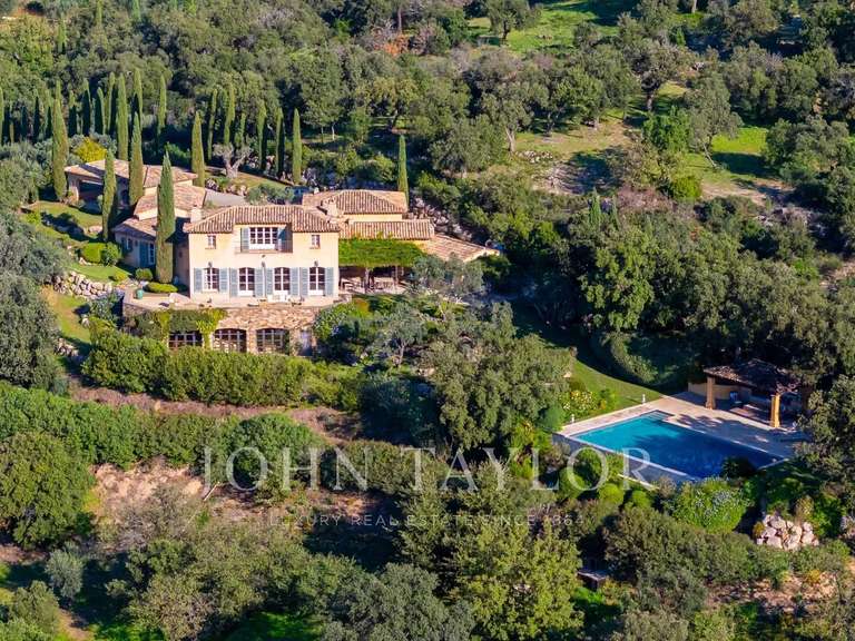 Villa Sainte-Maxime - 7 chambres - 340m²