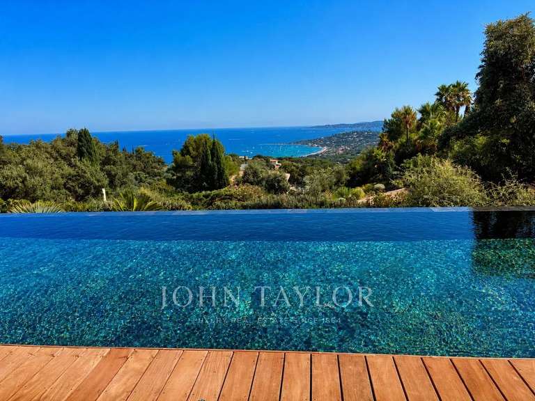 Villa Sainte-Maxime - 5 chambres - 350m²