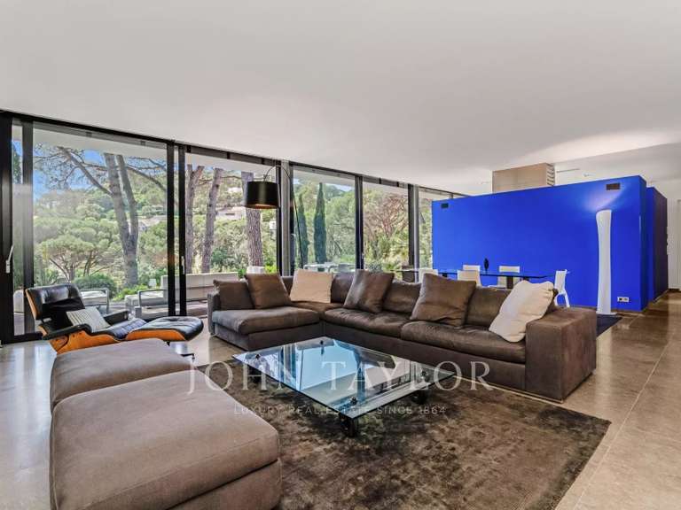 Villa Sainte-Maxime - 5 bedrooms - 290m²
