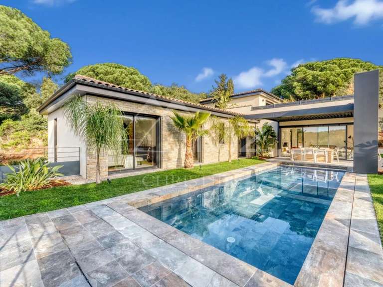 Villa Sainte-Maxime - 4 chambres - 218m²