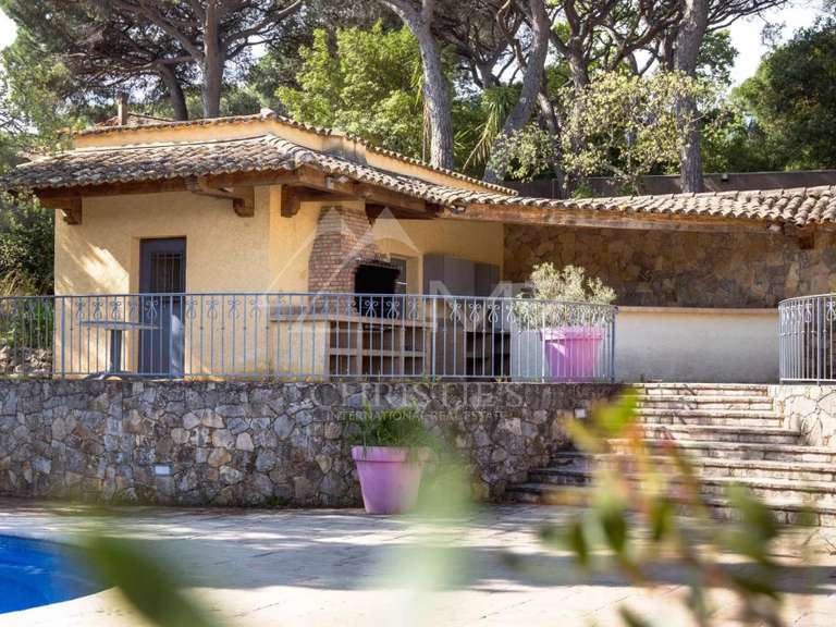 Villa Sainte-Maxime - 7 chambres - 246m²