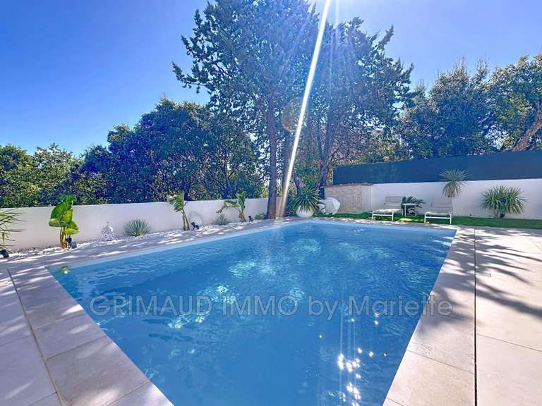 Villa Sainte-Maxime - 4 chambres - 147m²