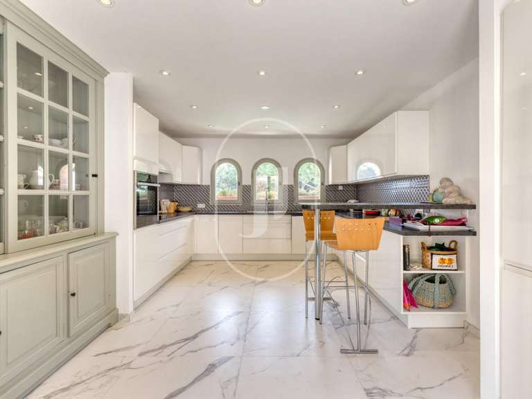 Villa with Sea view Sainte-Maxime - 6 bedrooms - 375m²