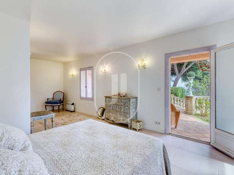 Villa with Sea view Sainte-Maxime - 6 bedrooms - 375m²